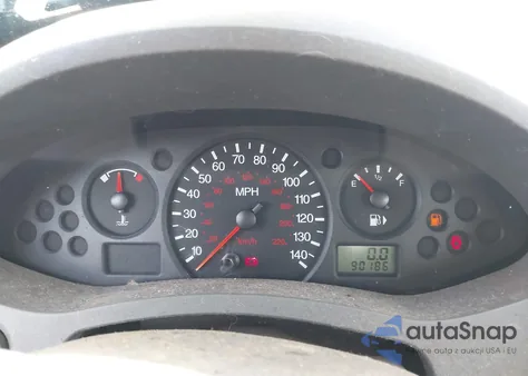 2005 Ford Focus Zx4 z USA, uszkodzony, nr VIN 1FAFP34N55W200945